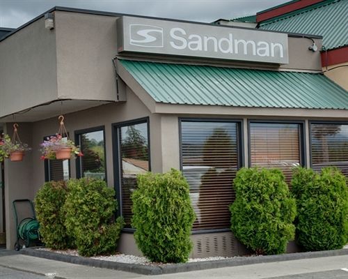 Sandman Hotel Terrace Exterior photo